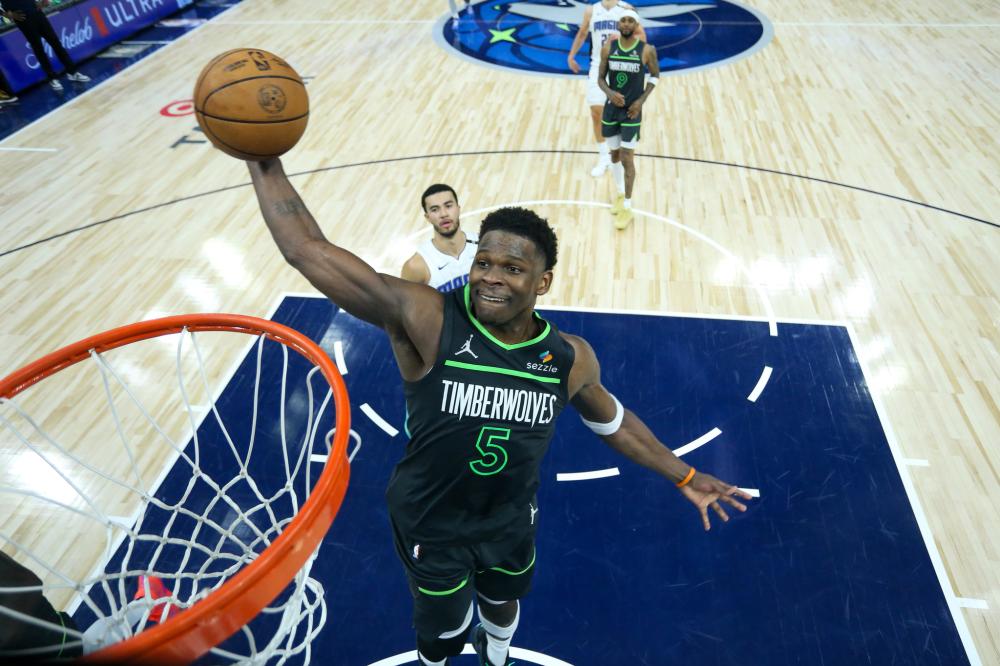 依赖中场传 依赖中场传